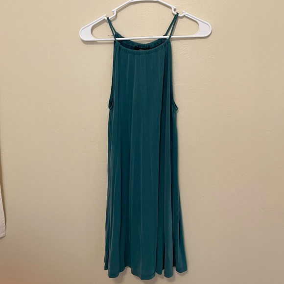 Turquoise Halter Top Dress 👗 - Picture 2 of 3